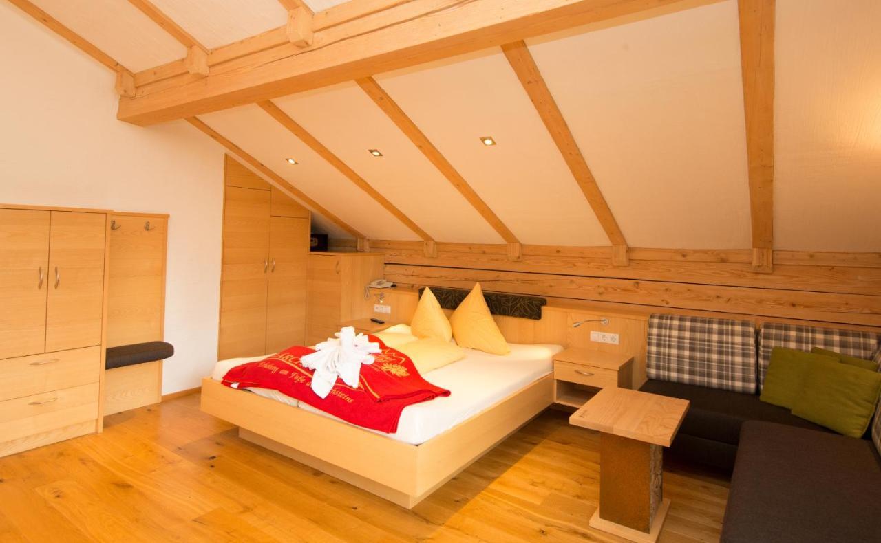 Hotel Laerchenhof Ramsau am Dachstein Esterno foto